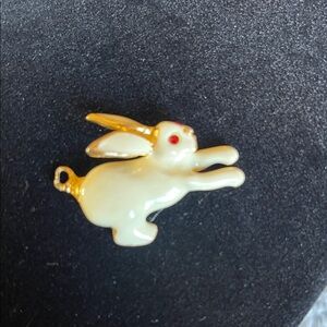 Charming Gold and Cream Rabbit Brooch